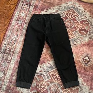Black Riders mom jean
